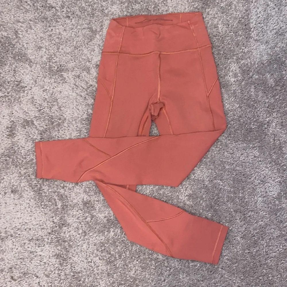 Lululemon Wunder Train Mid Rise 25” - Picture 2 of 4